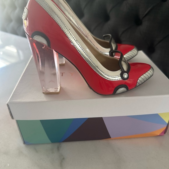 Katy Perry Collections Red Patent Car Inspired “Thelma” Block Heels Size 6 1/2 - Picture 2 of 8